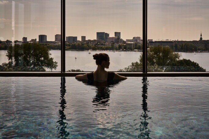 Spa Receptionist (all genders), 1. Bild